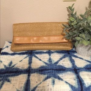 Simple summer clutch